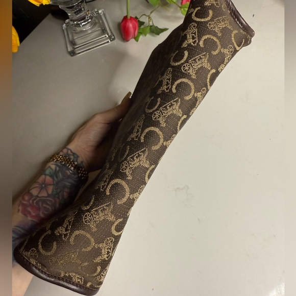 CELINE Denim Canvas Clutch Bag in Brown & Gold Celine Design & Carriages - RARE - Picture 7 of 16